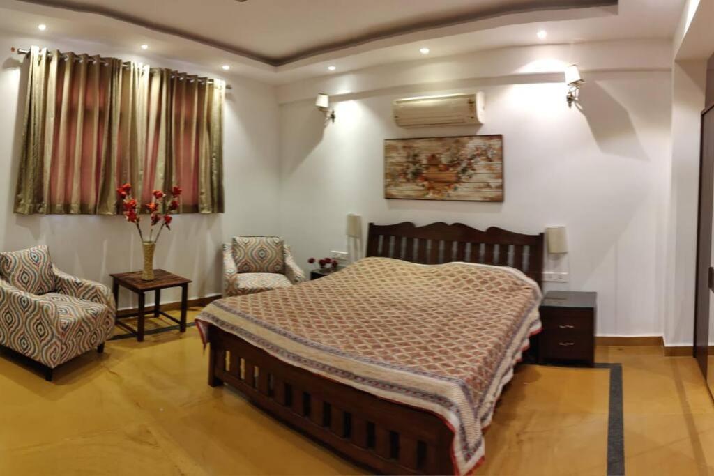 Villa Nazuri W Caretaker 坎多林 外观 照片